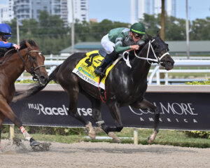 Fiona's Magic wins The Davona Dale S. at Gulfstream Park