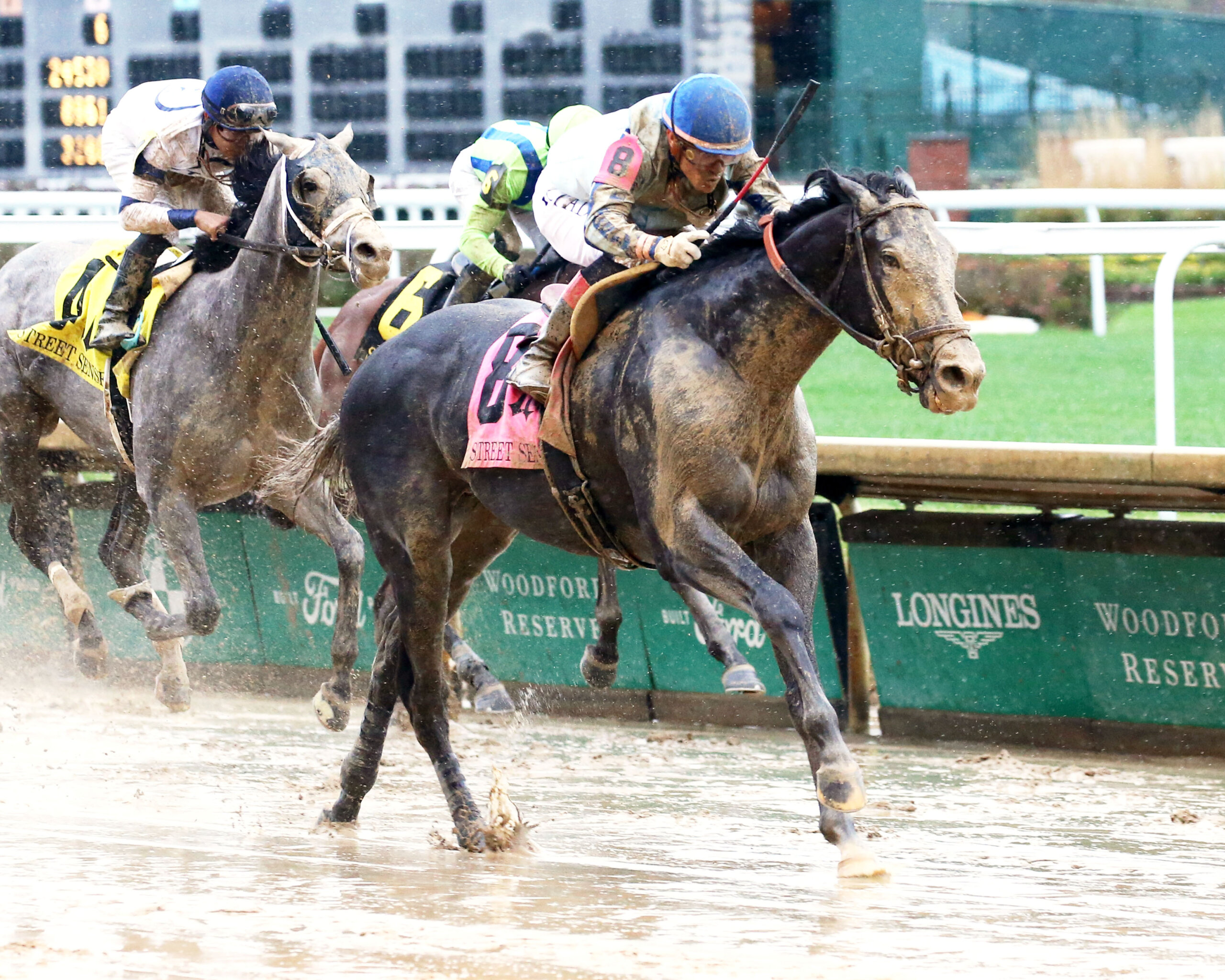 LIBERAL ARTS - The Street Sense G3 - 11th Running - 10-29-23 - R10 - Churchill Downs - Finish 02 - Cady Coulardot